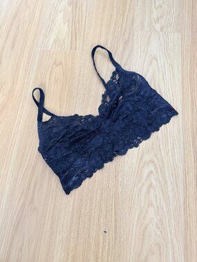 Black bralette coquette
